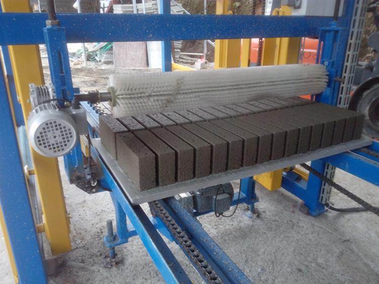 Fly ash brick making machine.jpg